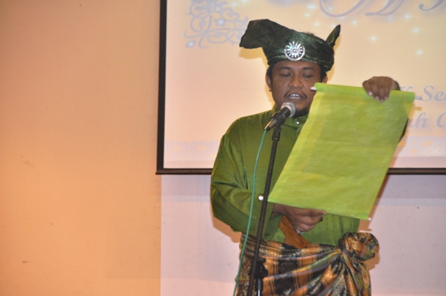 Majlis Jamuan Kelab guru bawa tema Kesultanan Melayu  WARTA 9