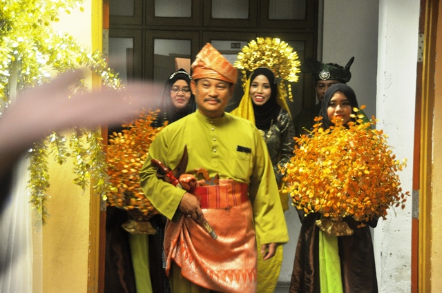 Majlis Jamuan Kelab Guru Bawa Tema Kesultanan Melayu Warta 9